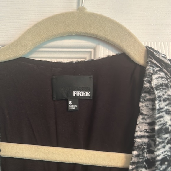 Aritzia dress - Picture 2 of 4